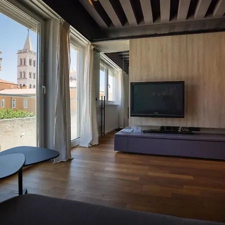 F Apartment