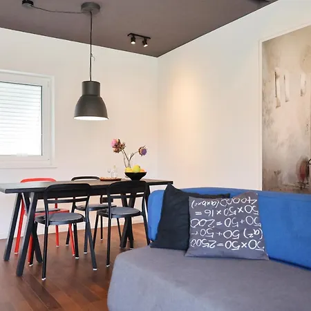 F公寓 公寓 扎达尔