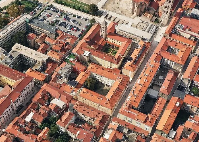 F公寓 公寓 扎达尔